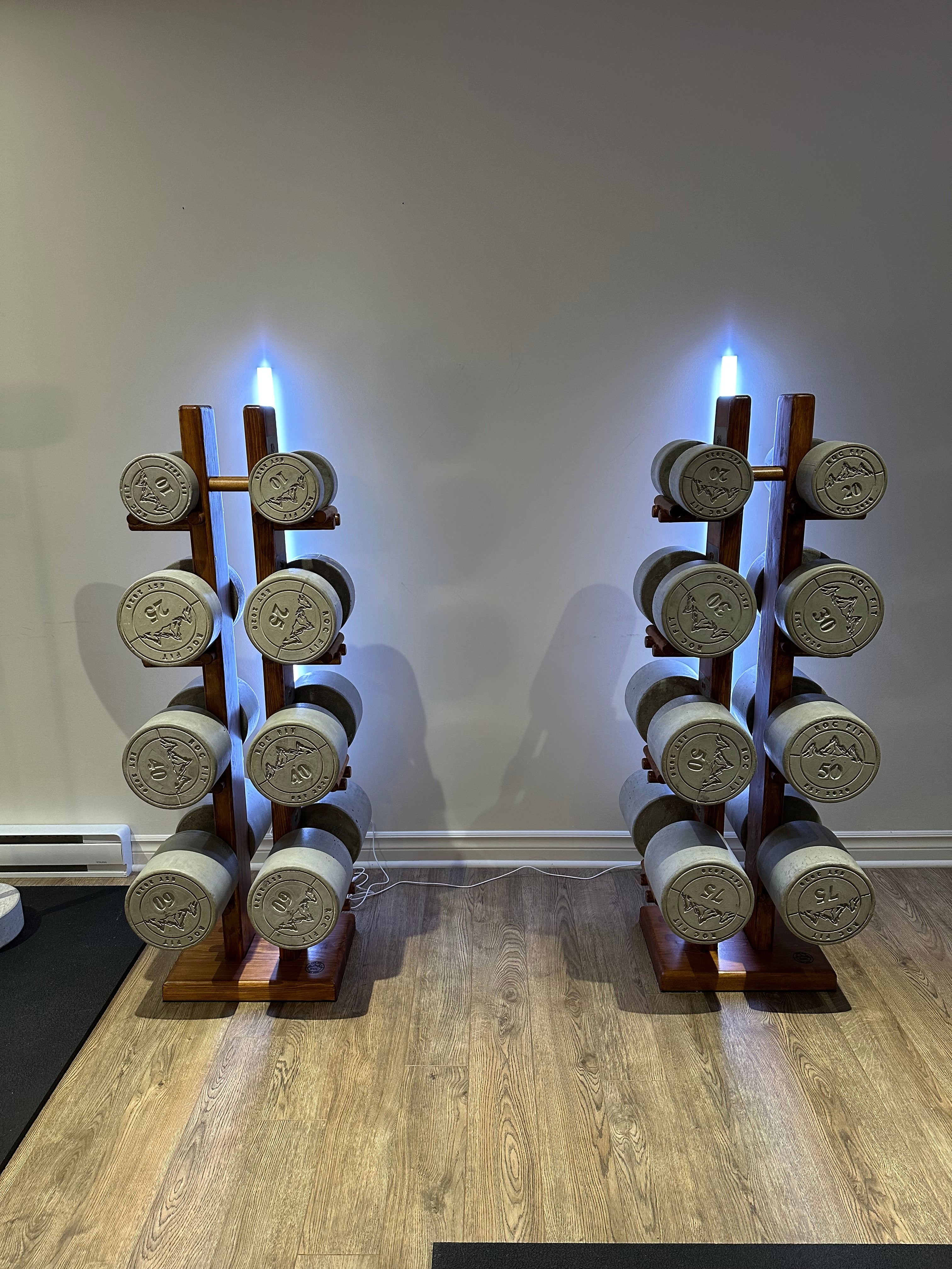 Wood Dumbbell Tree - Horizontal Concrete, Holding Pegs